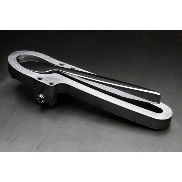 Detail: Street Rod Parts » Door Handle Set, Exterior -Bar Style in Chromed  Metal, KINDIG IT DESIG